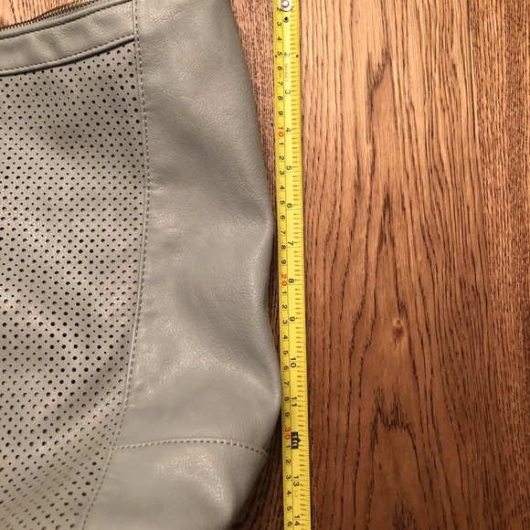 Kensie light blue purse (crossbody and shoulder) - Picture 7 of 8